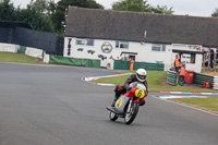 Vintage-motorcycle-club;eventdigitalimages;mallory-park;mallory-park-trackday-photographs;no-limits-trackdays;peter-wileman-photography;trackday-digital-images;trackday-photos;vmcc-festival-1000-bikes-photographs